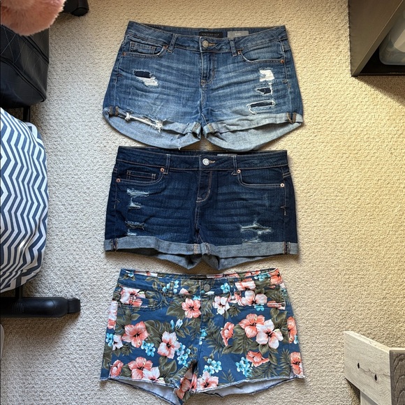 Aeropostale Pants - 3 pair Aeropostale midi jean shorts